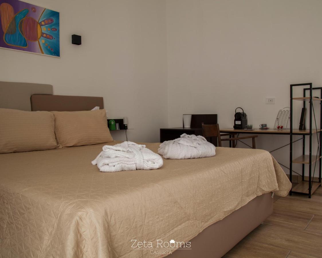 Zeta Rooms กาแซร์ตา ภายนอก รูปภาพ